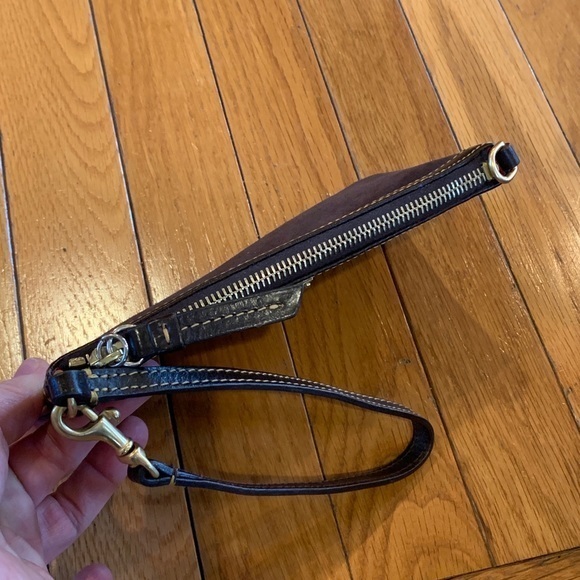 Dooney & Bourke suede brown Zip top Wristlet Wallet ID Holder purse 8” x 4.5” - Picture 5 of 8